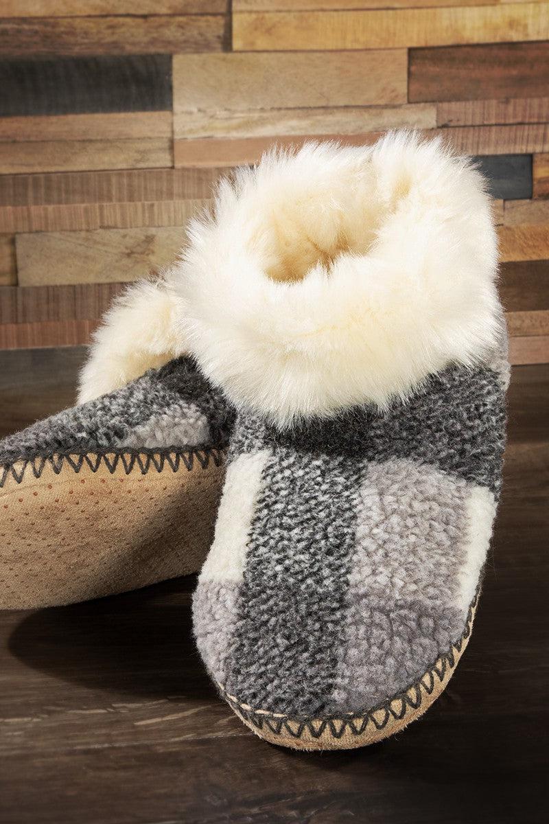 Black/White Plaid Slipper